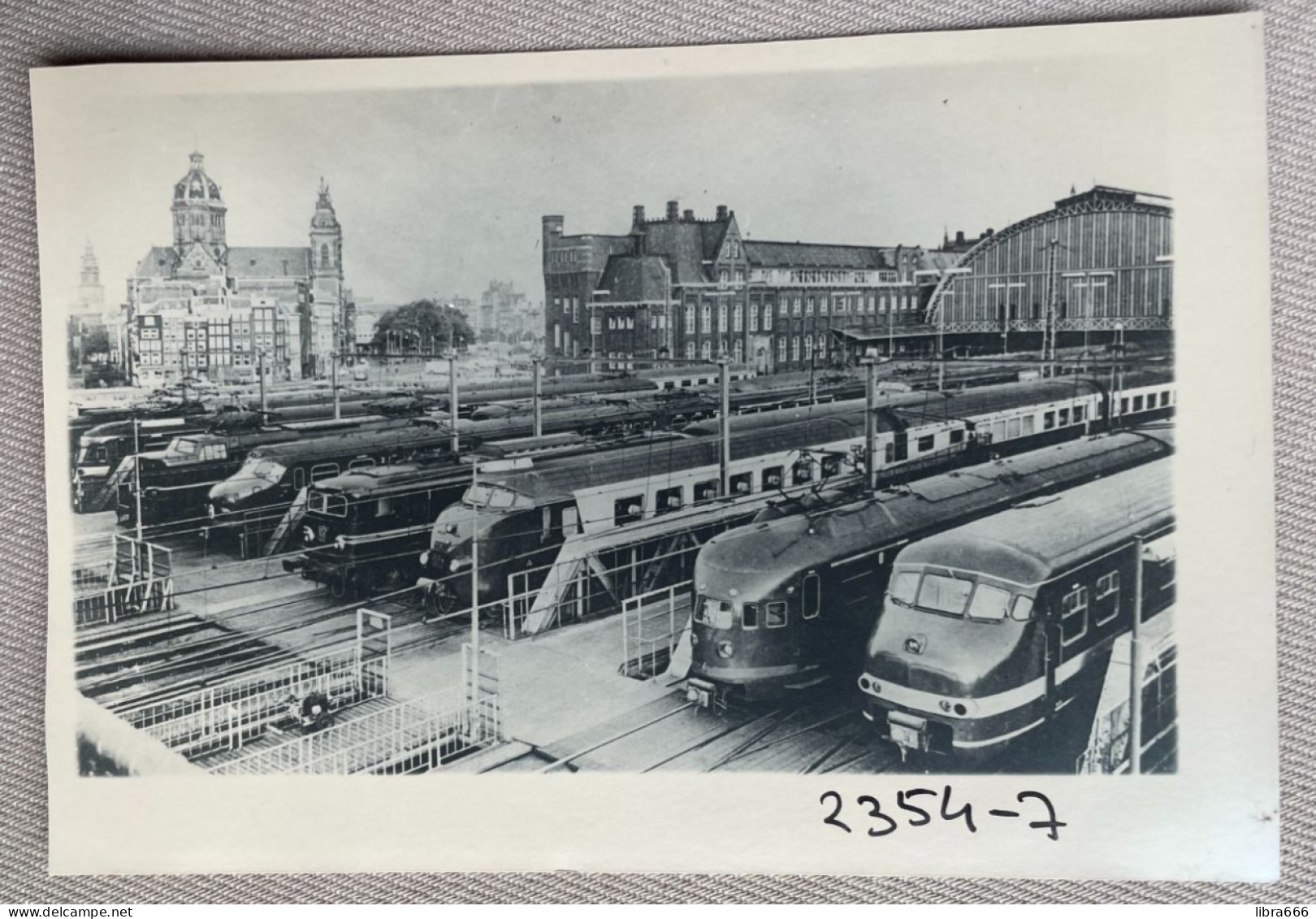 1964 - AMSTERDAM, Centraal Station - 15 X 10 Cm. (REPRO PHOTO! - Zie Beschrijving - Voir Description - See Description)! - Ternes