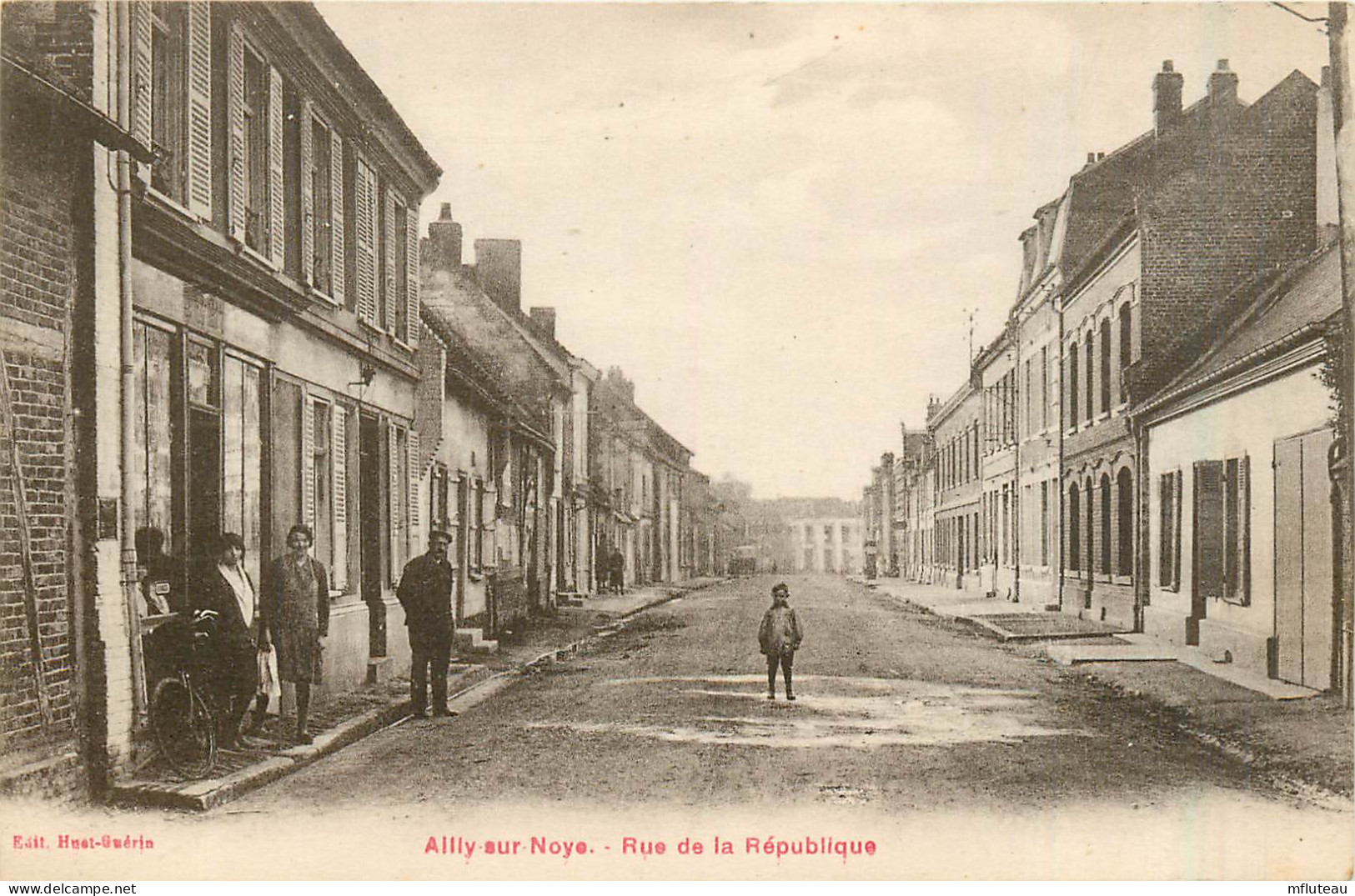 80* AILLY S/NOYE  Rue De La Republique    RL31,0540 - Ailly Sur Noye