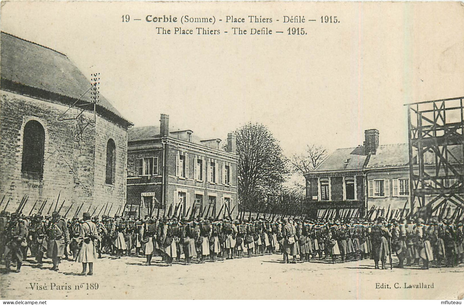 80* CORBIE  Place Thirs - Defile Militaire 1915       RL31,0439 - Corbie