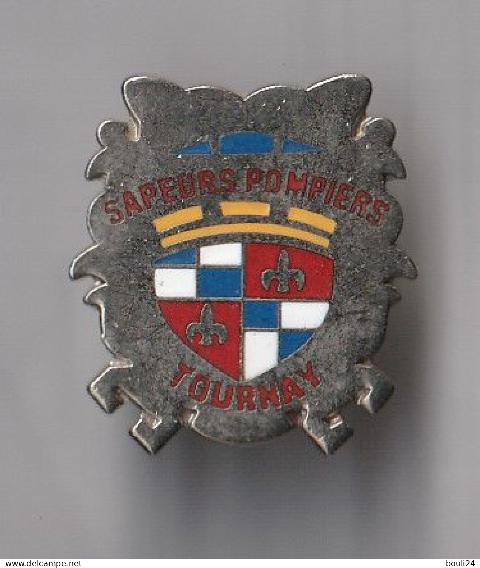 PIN'S  THEME  POMPIERS  DE  TOURNAY EN HAUTES  PYRENEES - Feuerwehr