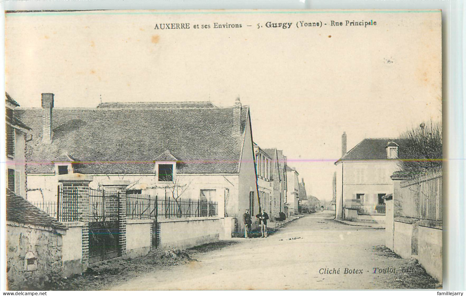 34164 - GURGY - RUE PRINCIPALE - Gurgy