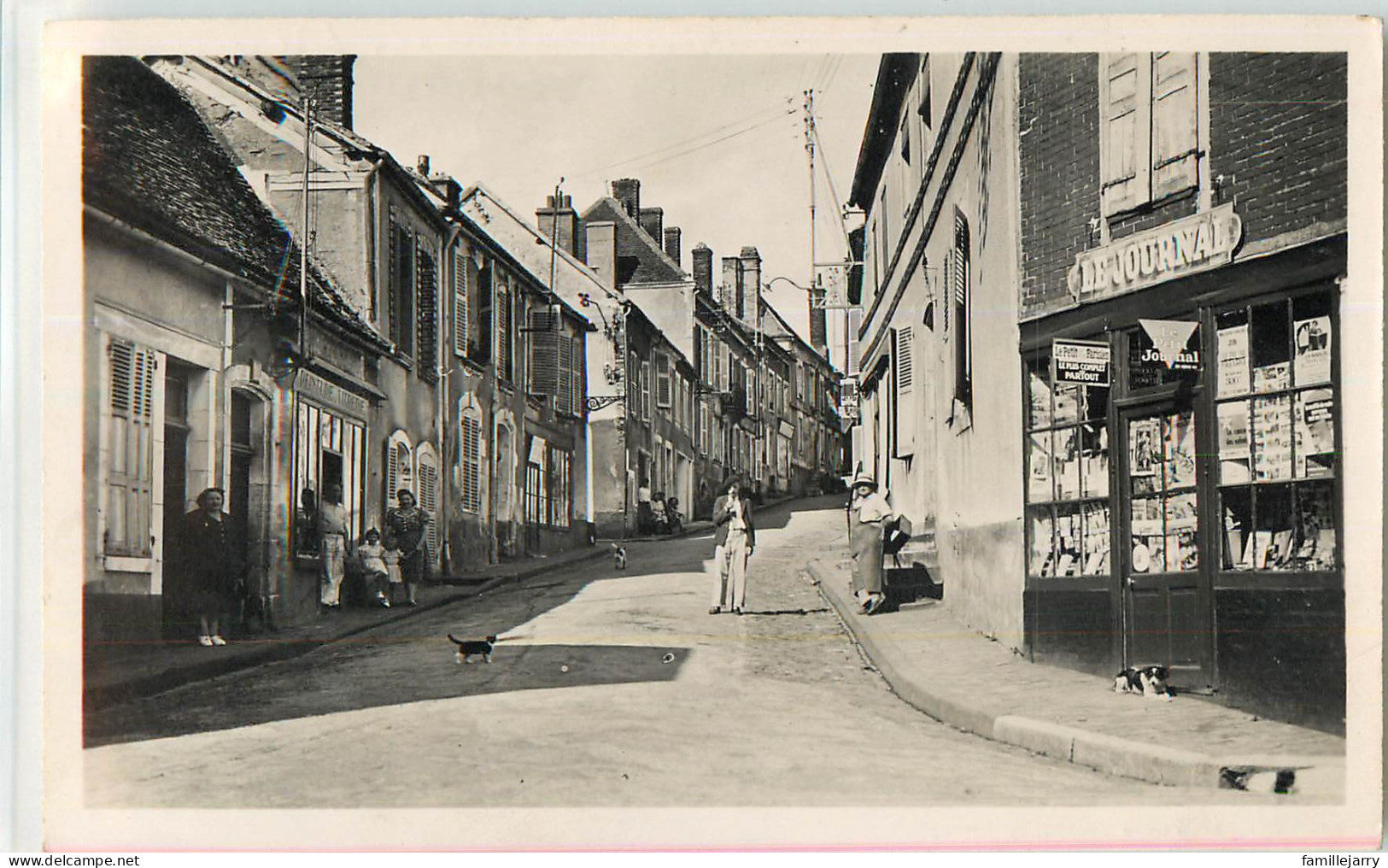 35598 - SAINT SAUVEUR EN PUISAYE - CPSM - GRANDE RUE - Saint Sauveur En Puisaye