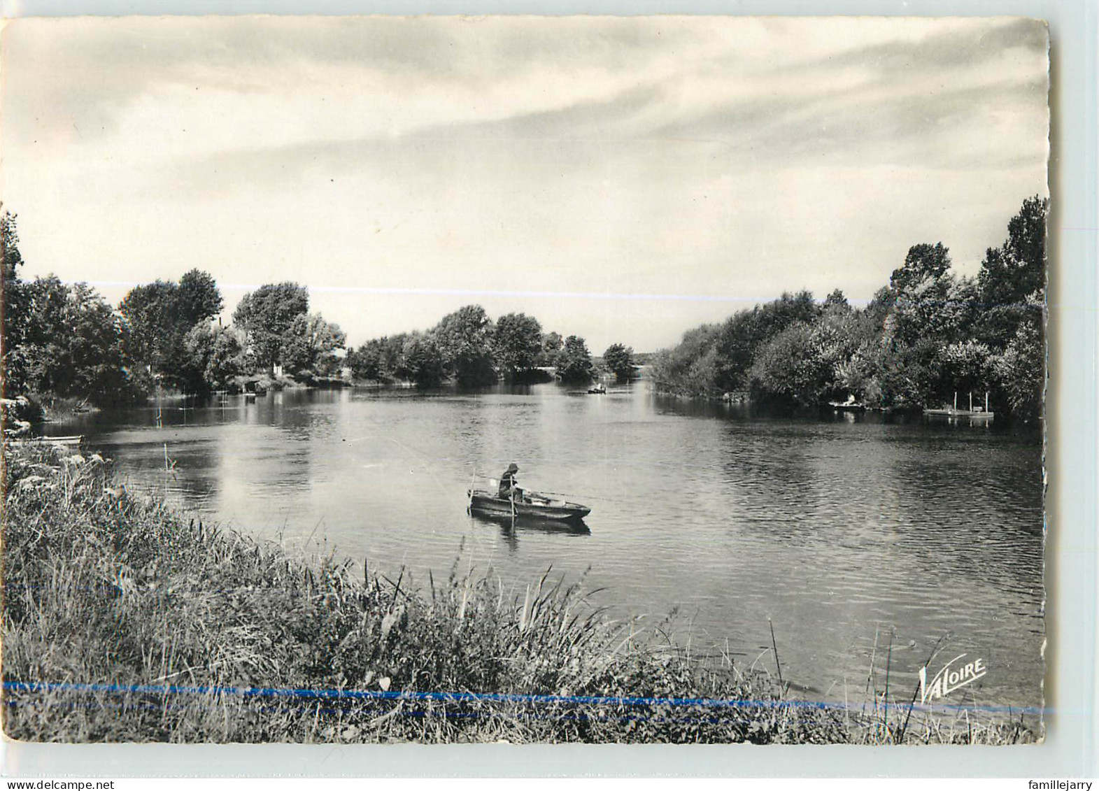 35327 - VILLEBLEVIN - CPSM - BORDS DE L YONNE A PORT RENARD - Villeblevin