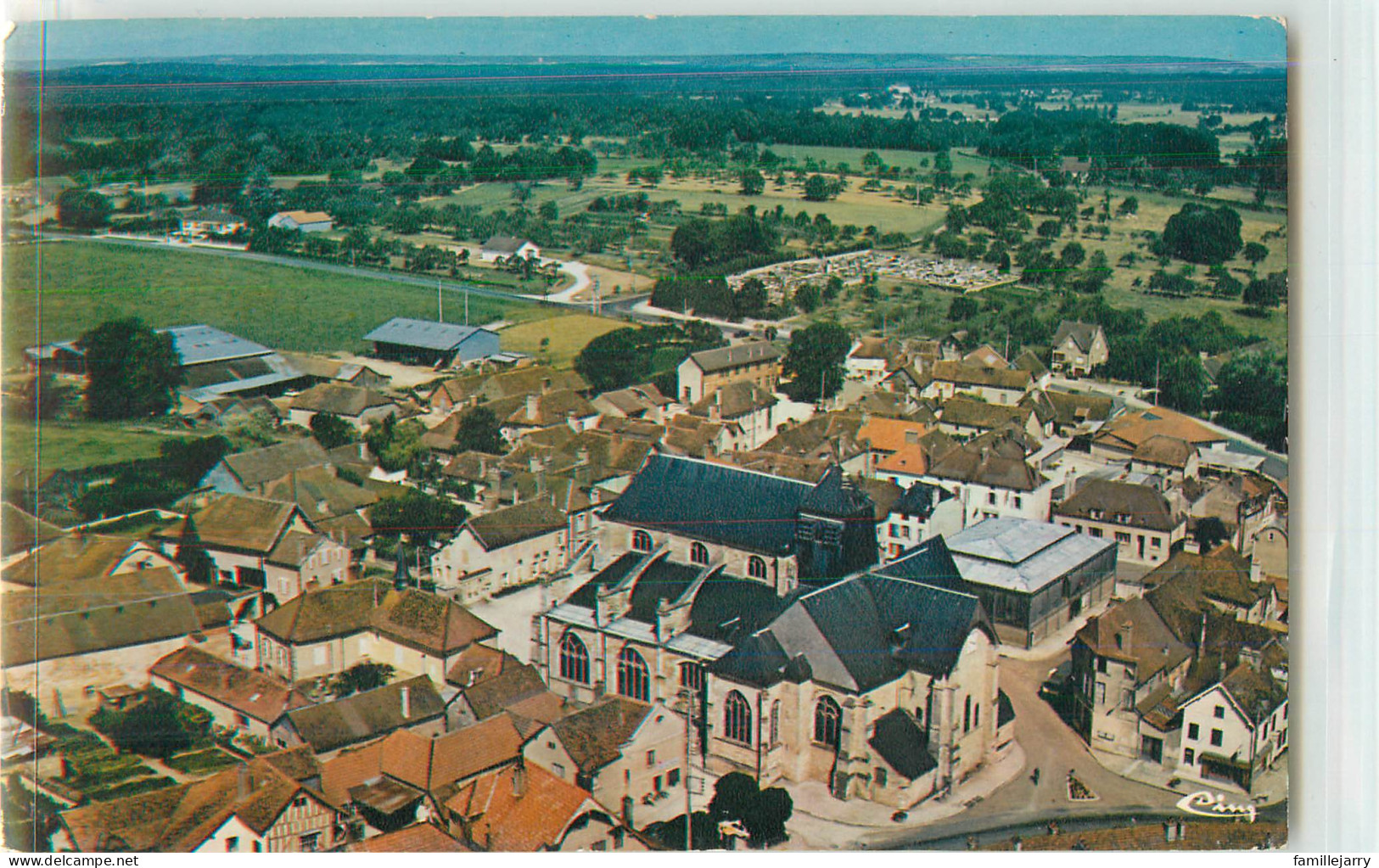 37578 - CHAOURCE - CPM - VUE AERIENNE - Chaource