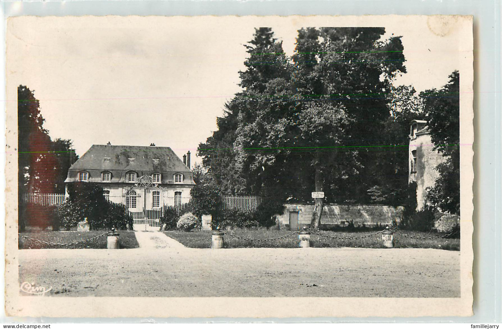 36480 - ARCIS SUR AUBE - CPSM - LE CHATEAU - Arcis Sur Aube