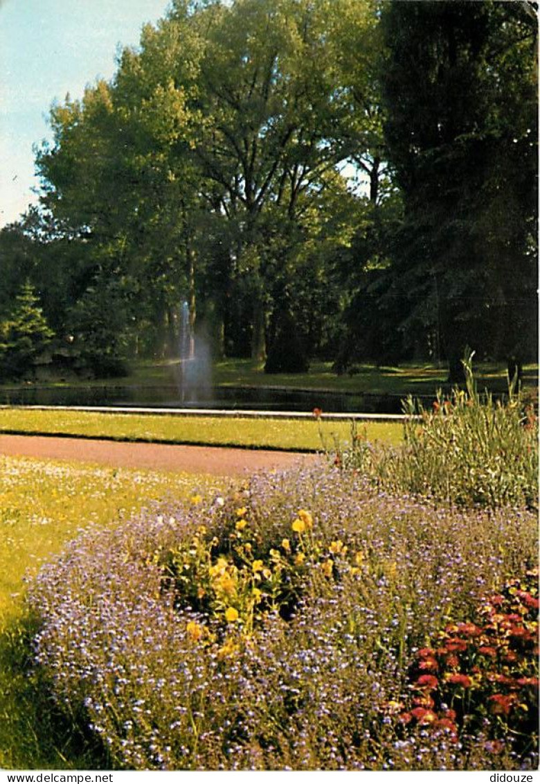 62 - Liévin - Le Jardin Public - Fleurs - CPM - Voir Scans Recto-Verso - Lievin