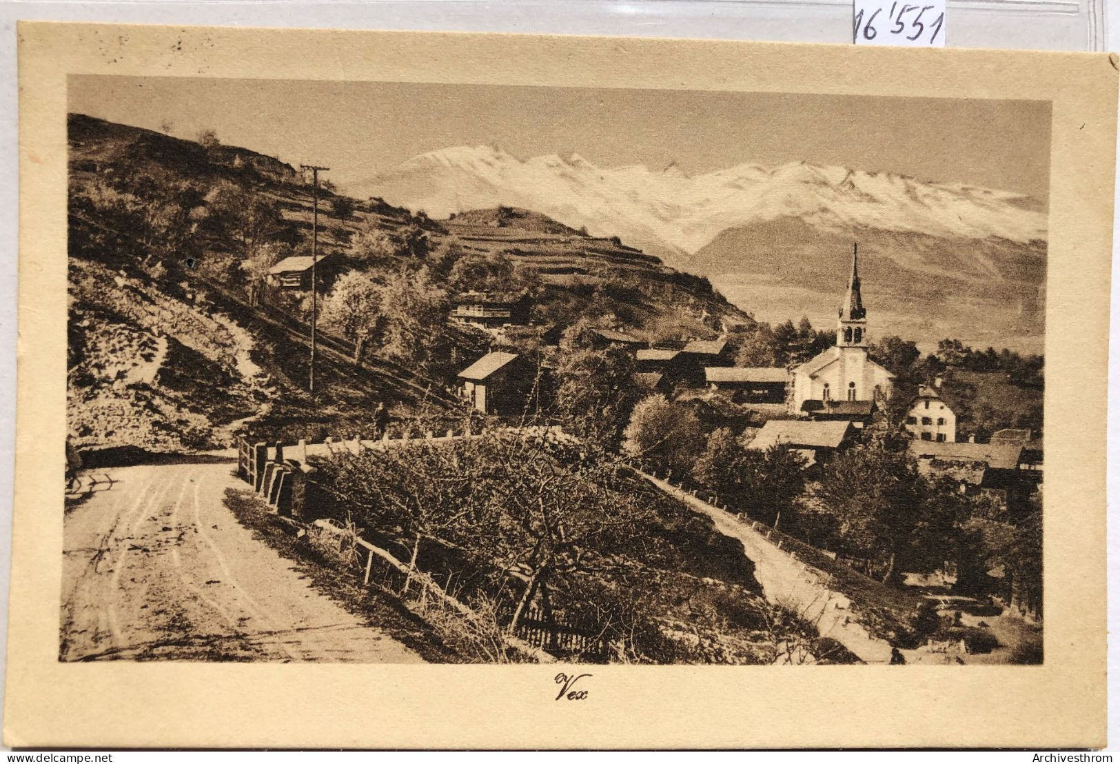 Vex (Valais) - La Route, Le Village Et L'église Au Début Des Années 1920 (16'551) - Vex