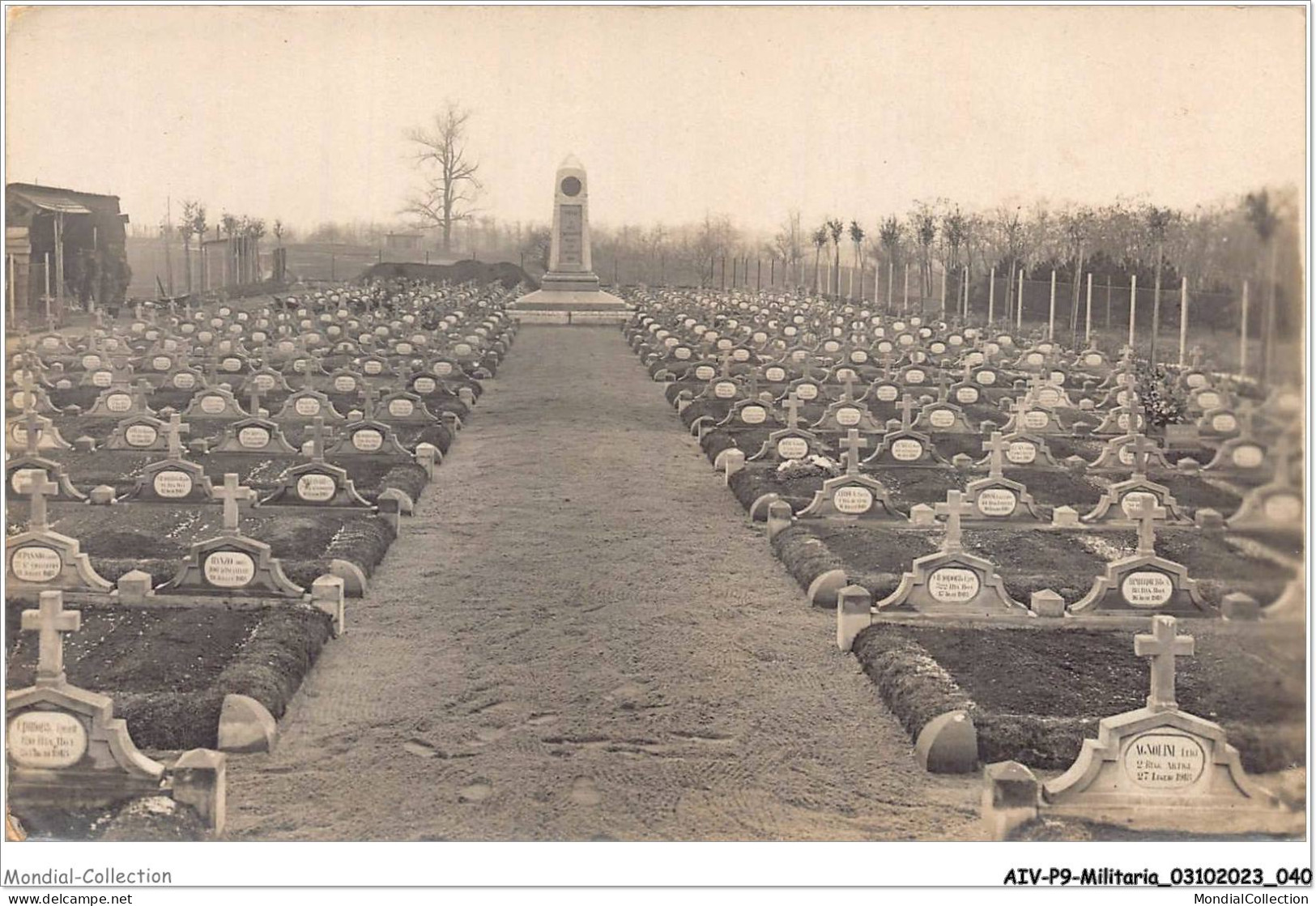AIVP9-0867 - MILITARIA - UN CIMETIERE  - War Cemeteries