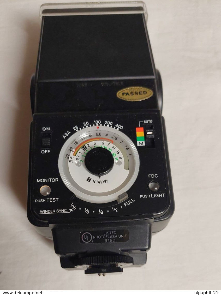 Minolta Auto Electroflash 320X - Supplies And Equipment