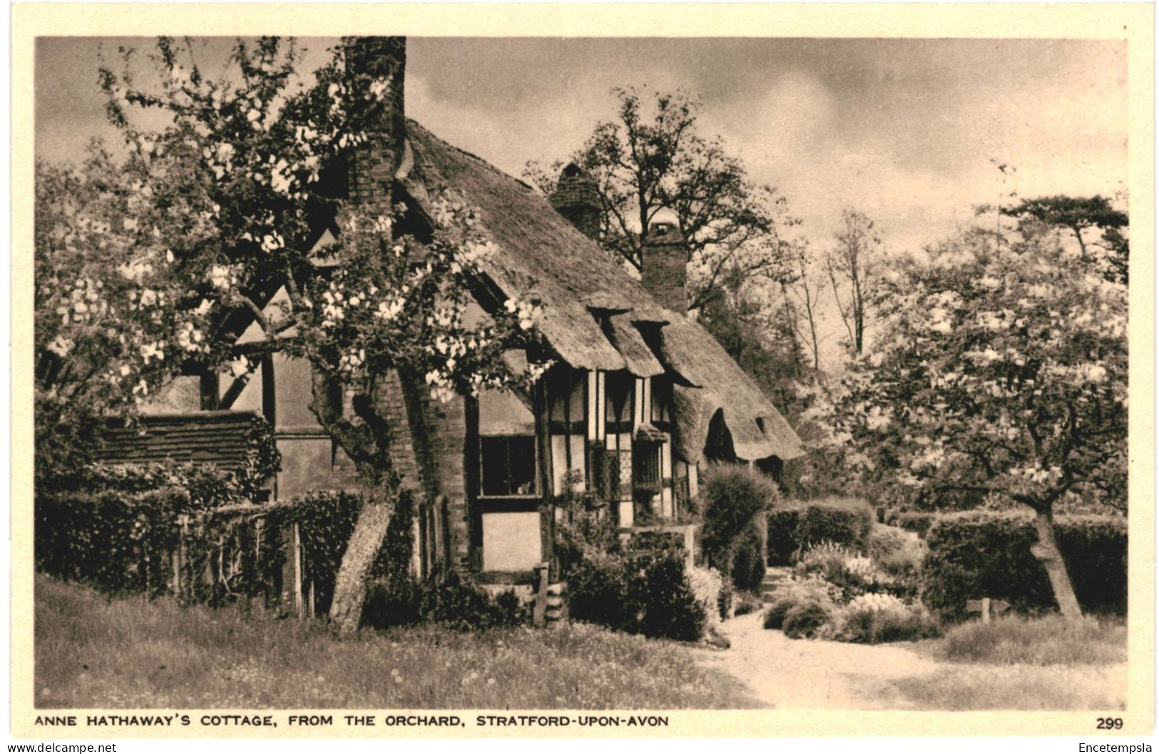 CPA Carte Postale Royaume Uni  Stratford-upon-Avon  Anne Hathaway' Cottage VM79434 - Stratford Upon Avon