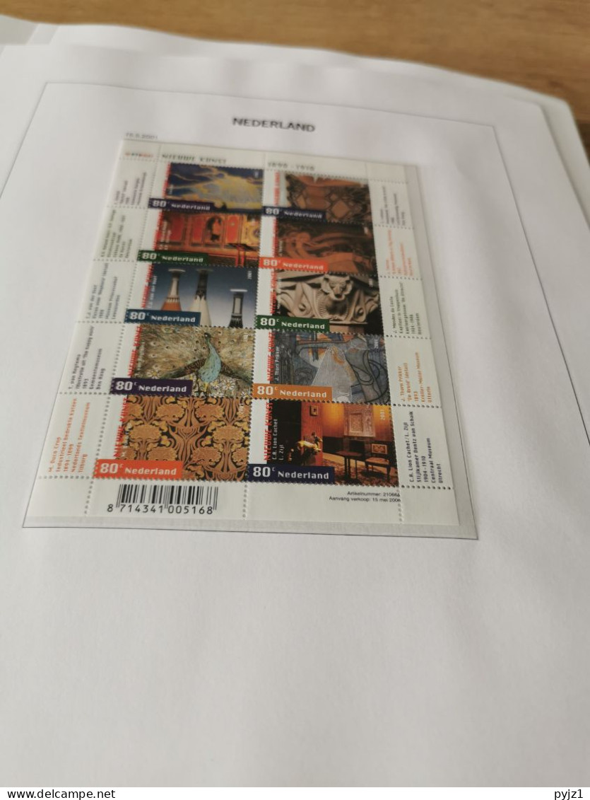 2001 MNH  Netherlands according to DAVO  postfris**