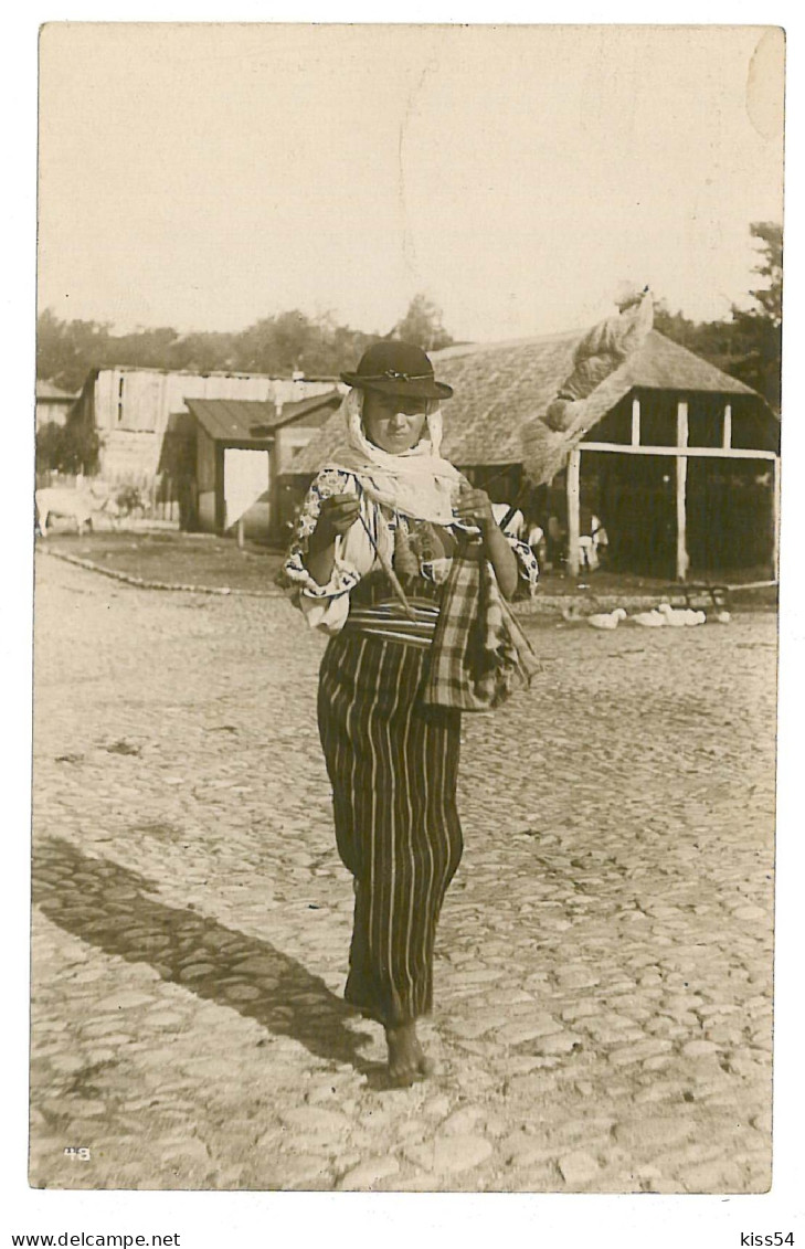 RO 43 - 8701 ETHNIC Woman, Romania - Old Postcard - Unused - Rumänien