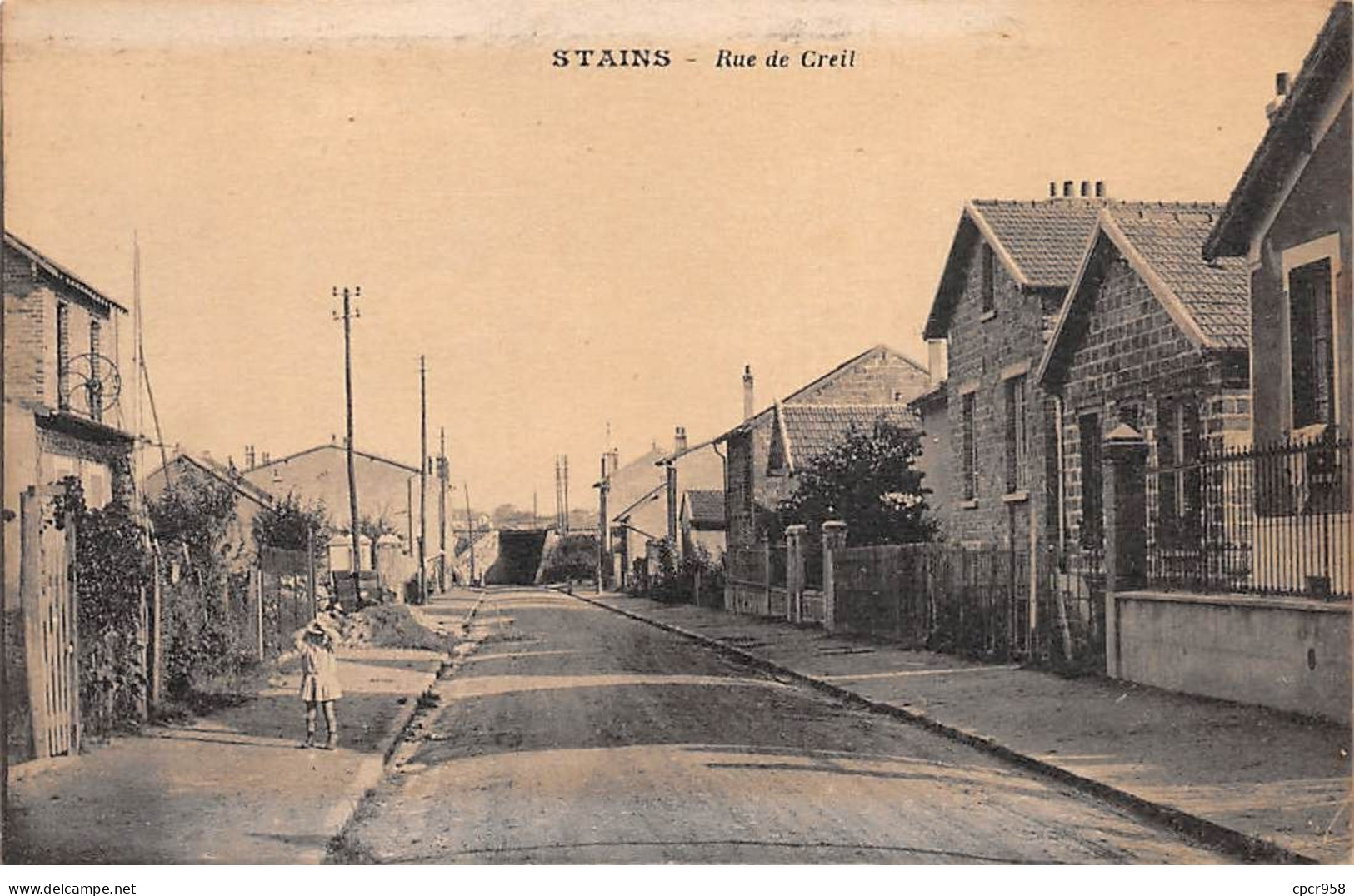 93 - N°73329 - STAINS - Rue De Creil - Stains