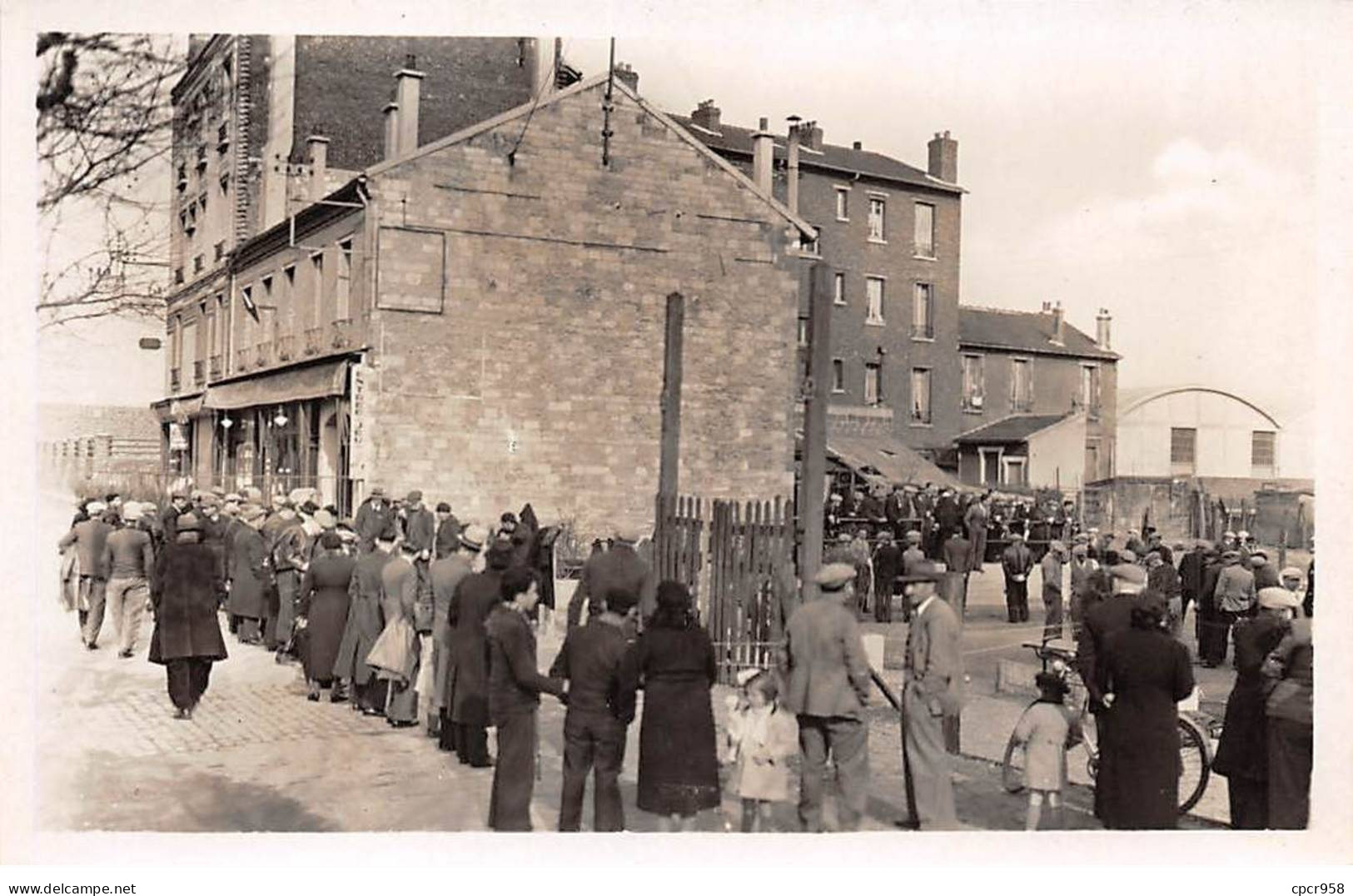 93 - LA COURNEUVE - SAN27531 - Le Boulodrome Bordeau - CPSM 14X9 Cm - La Courneuve