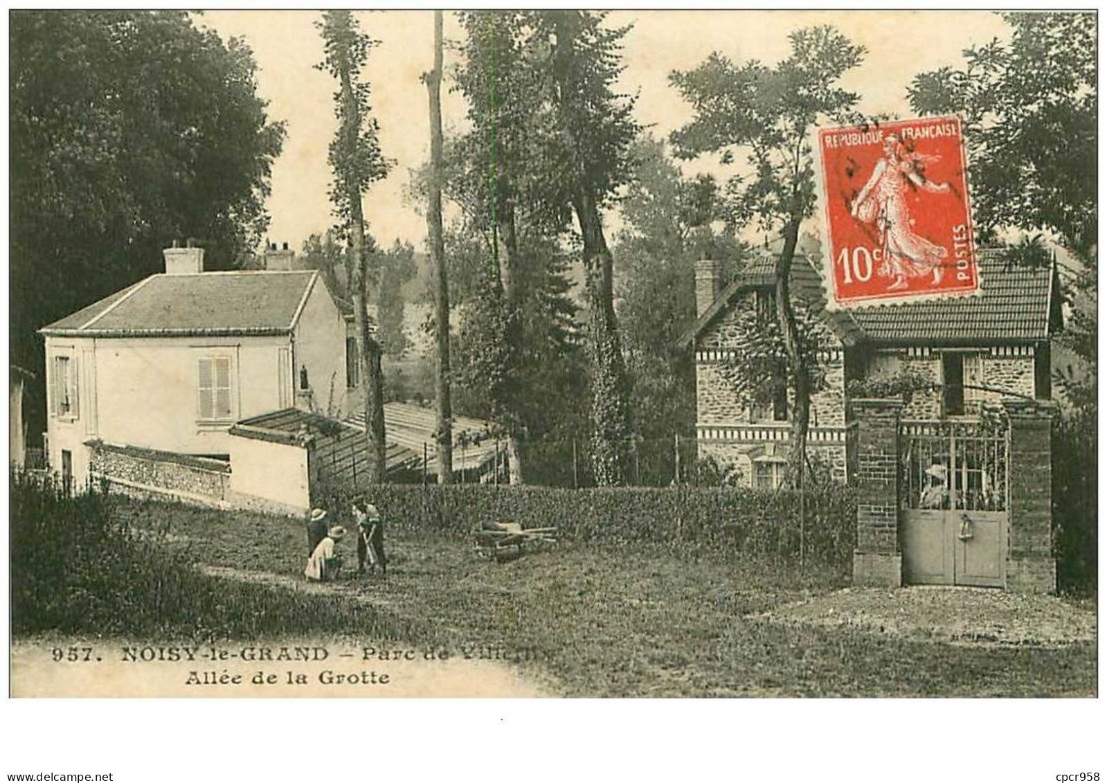 93.NOISY LE GRAND.n°11898.PARC DE VILLEFLIX.ALLEE DE LA GROTTE - Noisy Le Grand