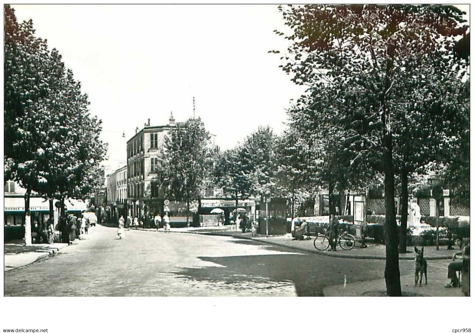 93.LE PRE SAINT GERVAIS.n°23765.PLACE DE LA MAIRIE.CPSM - Le Pre Saint Gervais