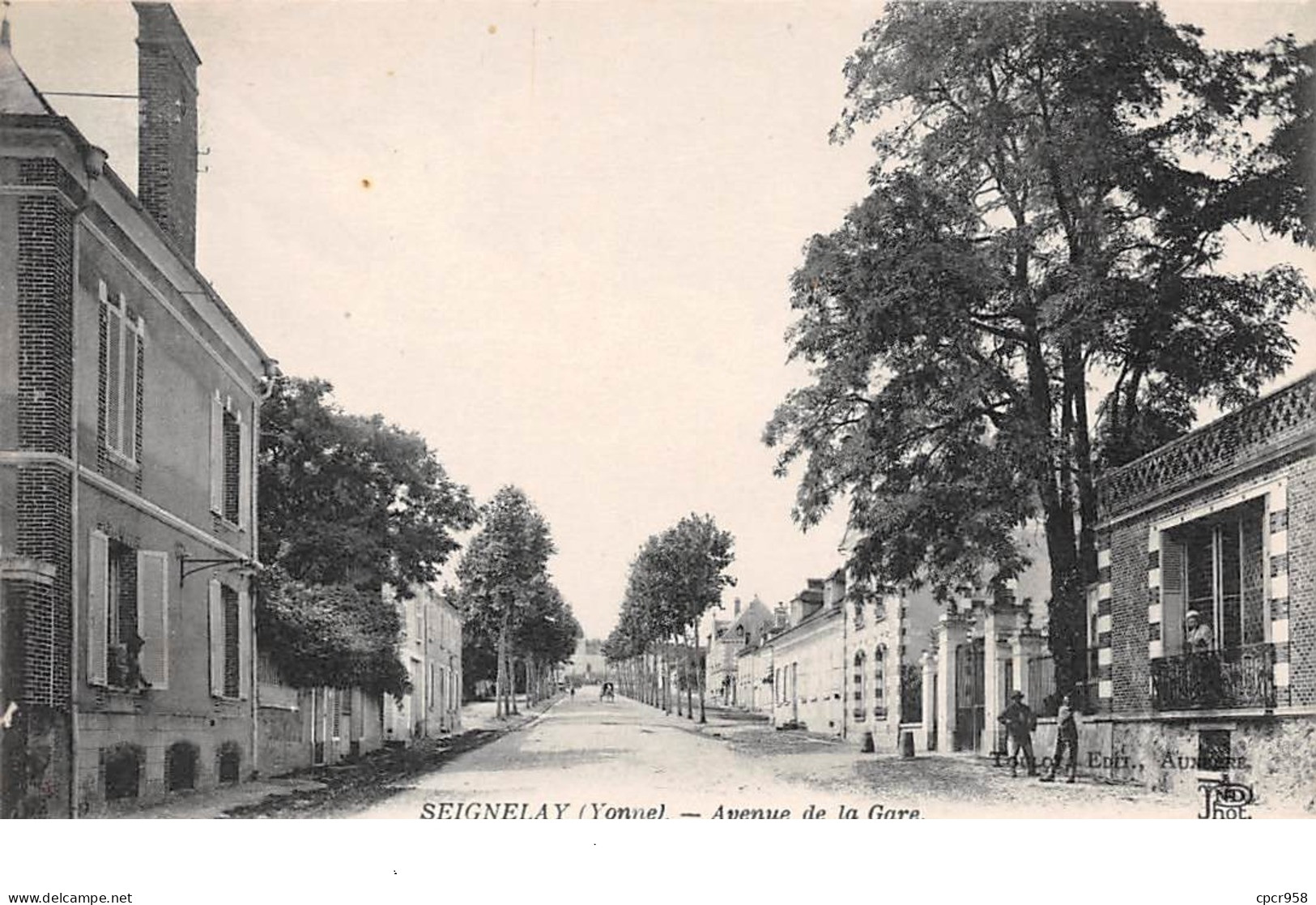 89. N°206179. Seignelay. Avenue De La Gare - Seignelay