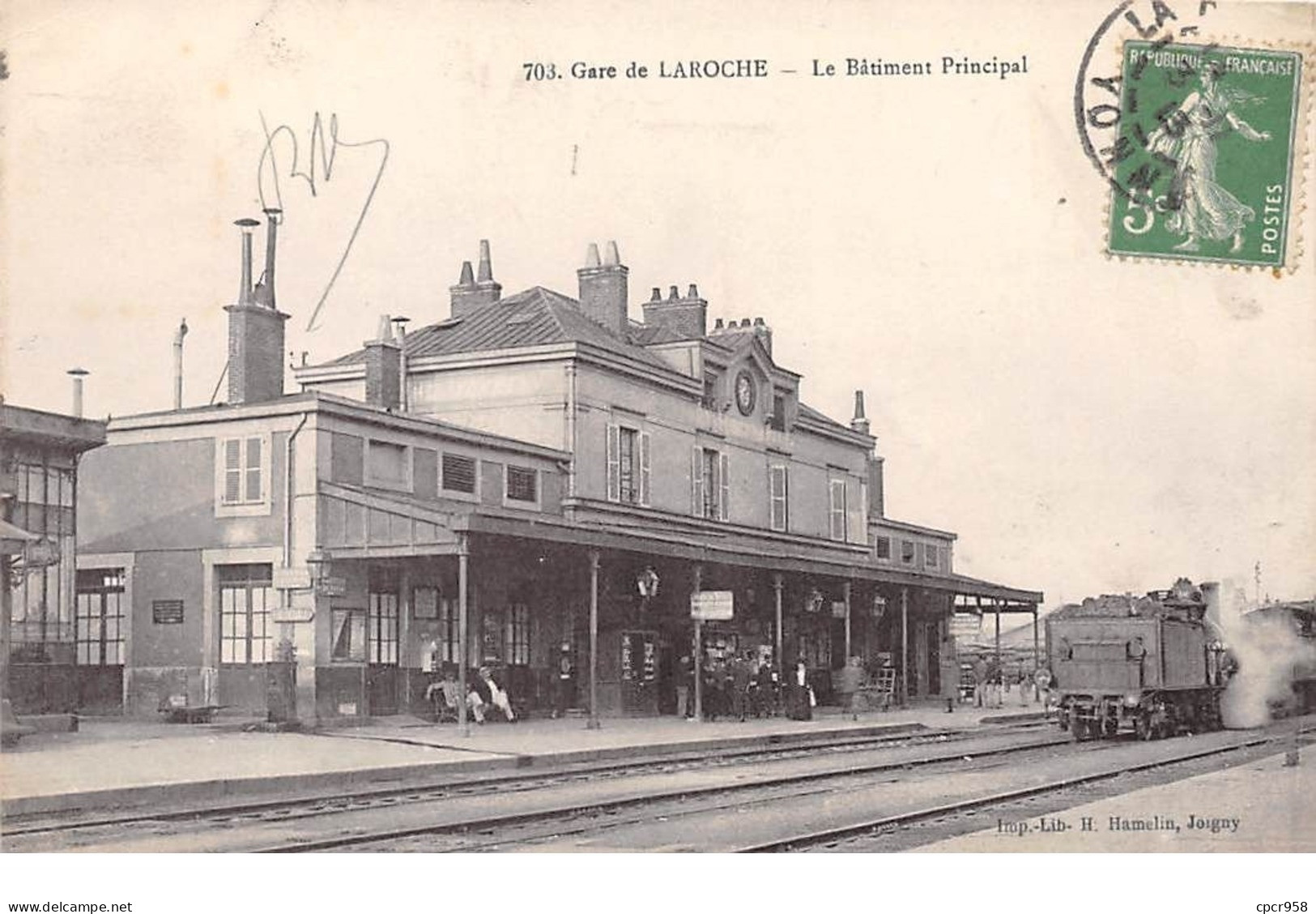 89 - N°111665 - Laroche - Gare De Laroche - Le Bâtiment Principal - Laroche Saint Cydroine