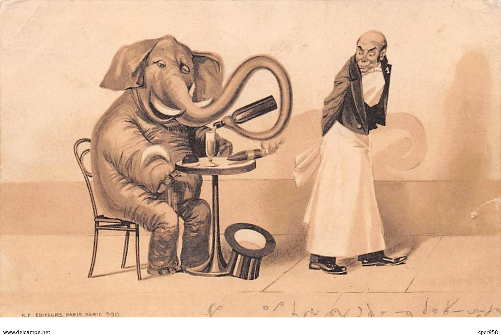 Animaux - N°69912 - Eléphant - Un Serveur Regardant Un éléphant Se Servant Un Verre - Carte Vendue En L'état - Elefanti