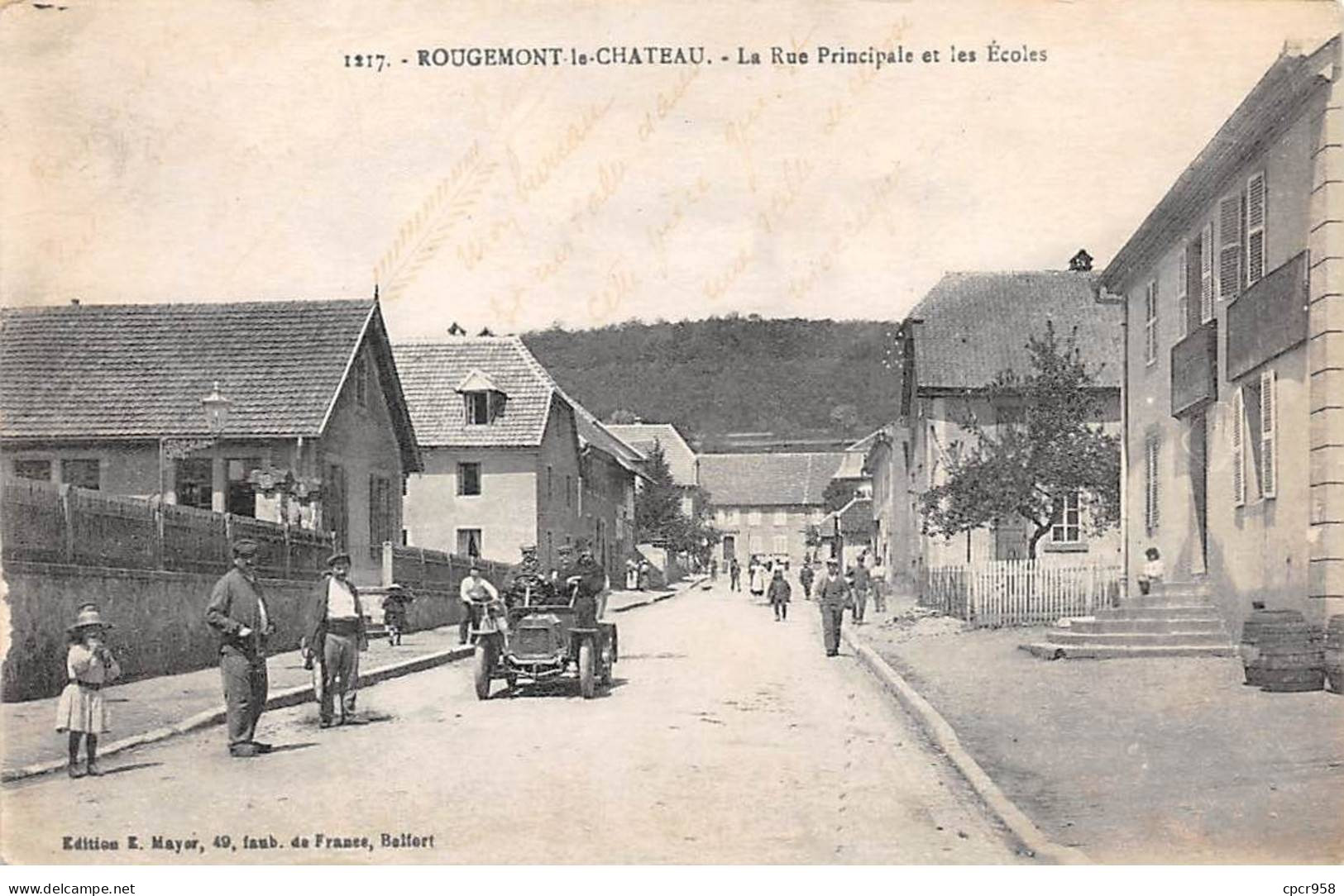 90 - ROUGEMONT LE CHATEAU - SAN32706 - La Rue Principale Et Les Ecoles - Rougemont-le-Château