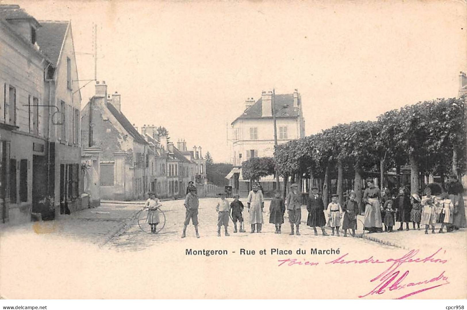 91.AM17606.Montgeron.Rue Et Place Du Marché - Montgeron