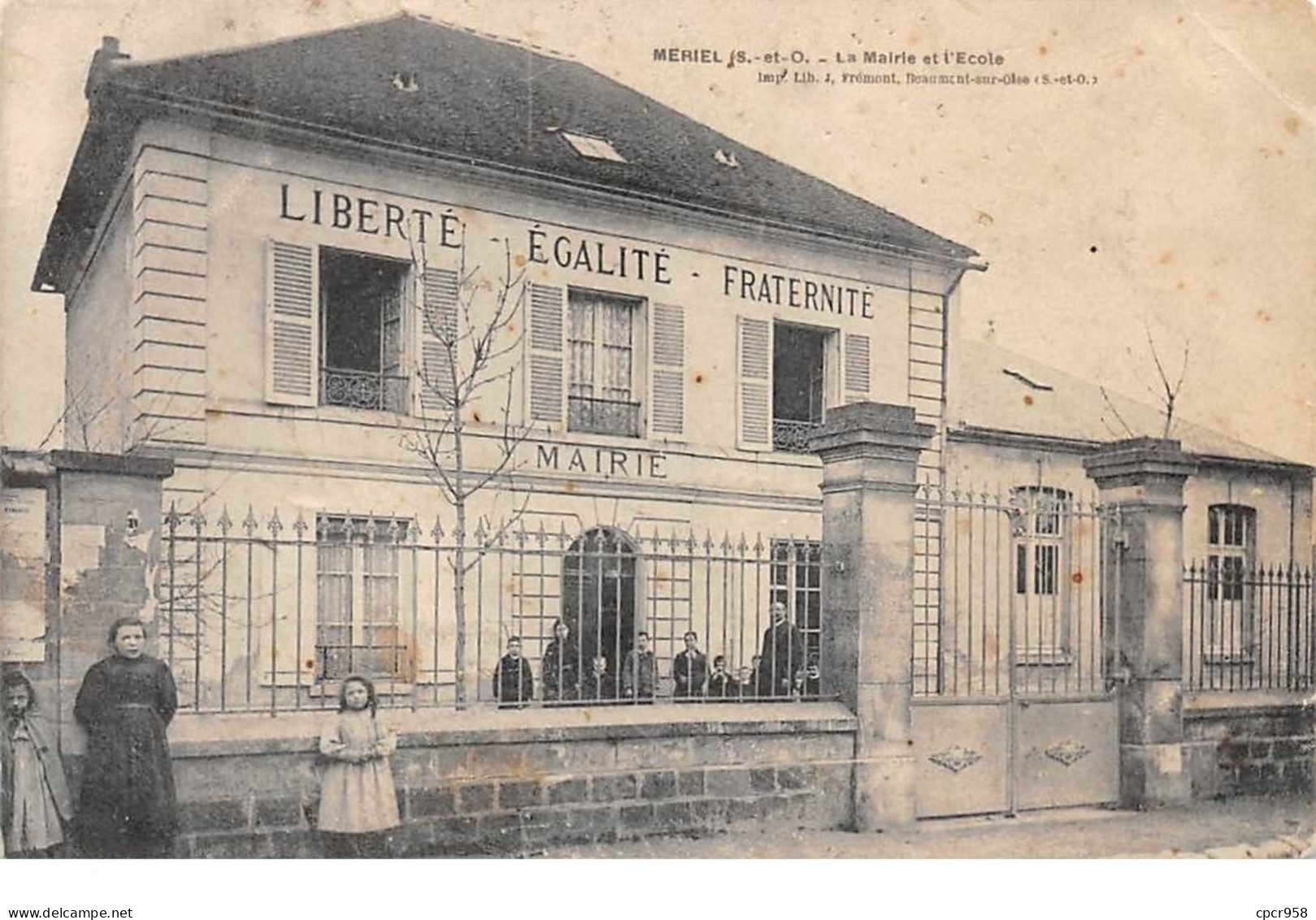 95 - N°150993 - Meriel - La Mairie Et L'ecole - Meriel