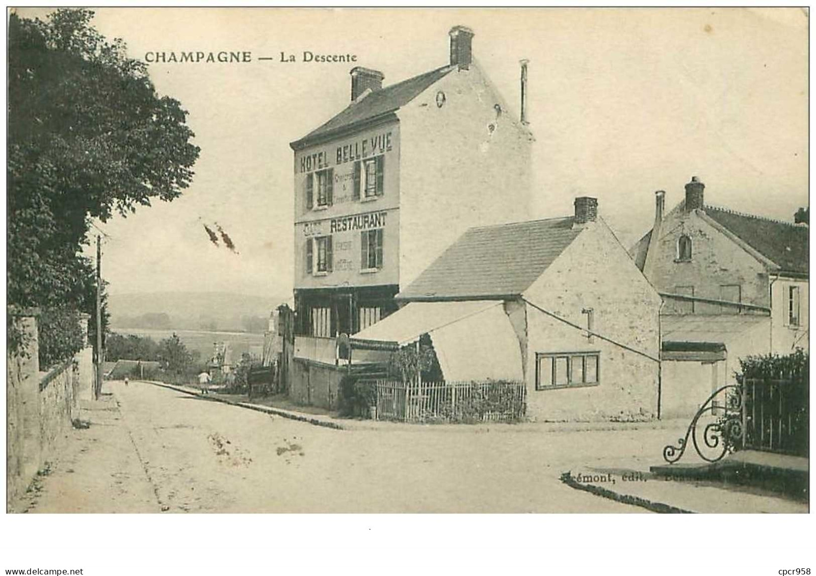 95.CHAMPAGNE.n°19502.LA DESCENTE.HOTEL BELLE VUE - Champagne Sur Oise