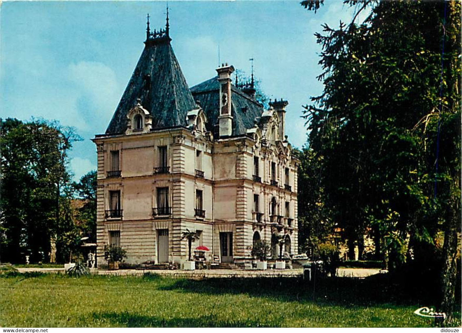 91 - Chilly-Mazarin - Le Château (la Mairie) - CPM - Voir Scans Recto-Verso - Chilly Mazarin