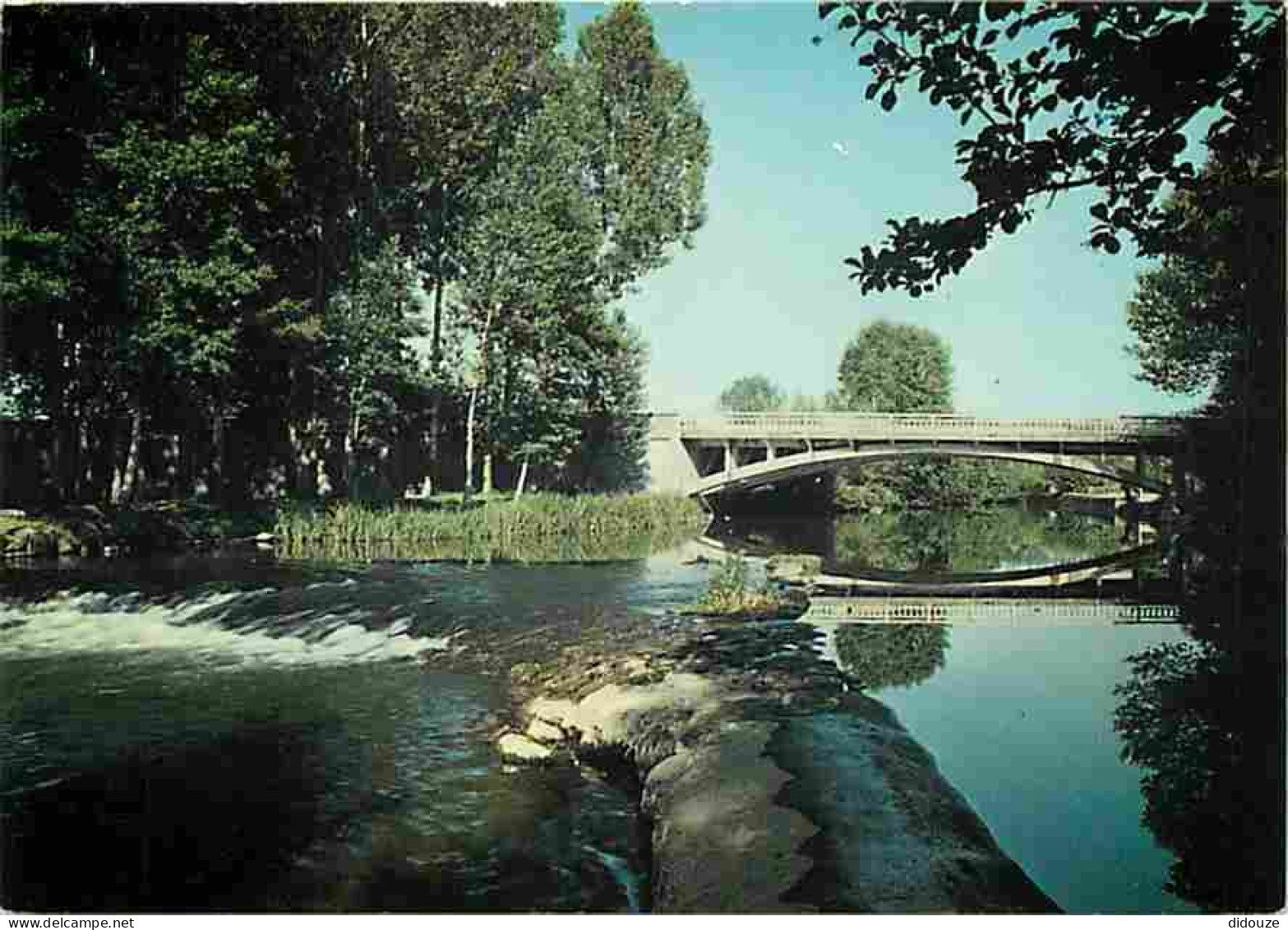 15 - Arpajon Sur Cère - Les Bords De La Cère - CPM - Voir Scans Recto-Verso - Arpajon Sur Cere