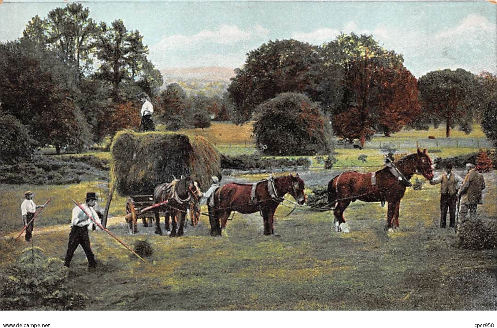 Agriculture - N°69948 - Ramassage Du Foin - Attelage Avec Des Chevaux - Attelages