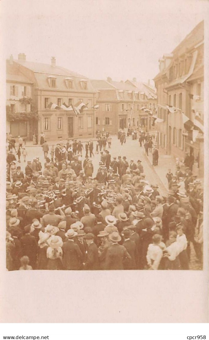 68 - N°75898 - MASEVAUX - Défilé Du 14 Juillet 1915 - Carte Photo - Masevaux