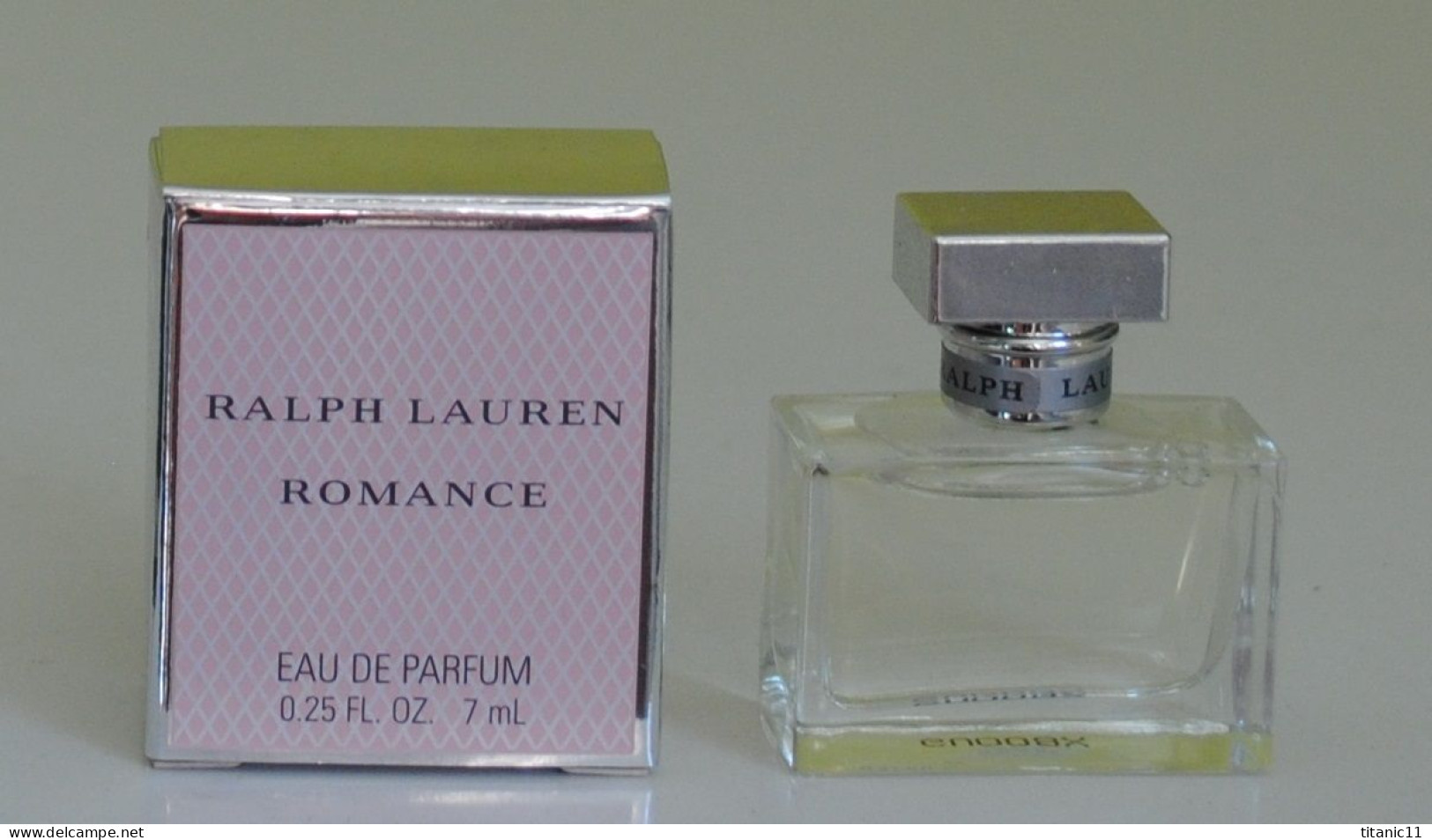 Miniature ROMANCE De Ralph Lauren ( états-unis ) - Miniaturen Flesjes Dame (met Doos)