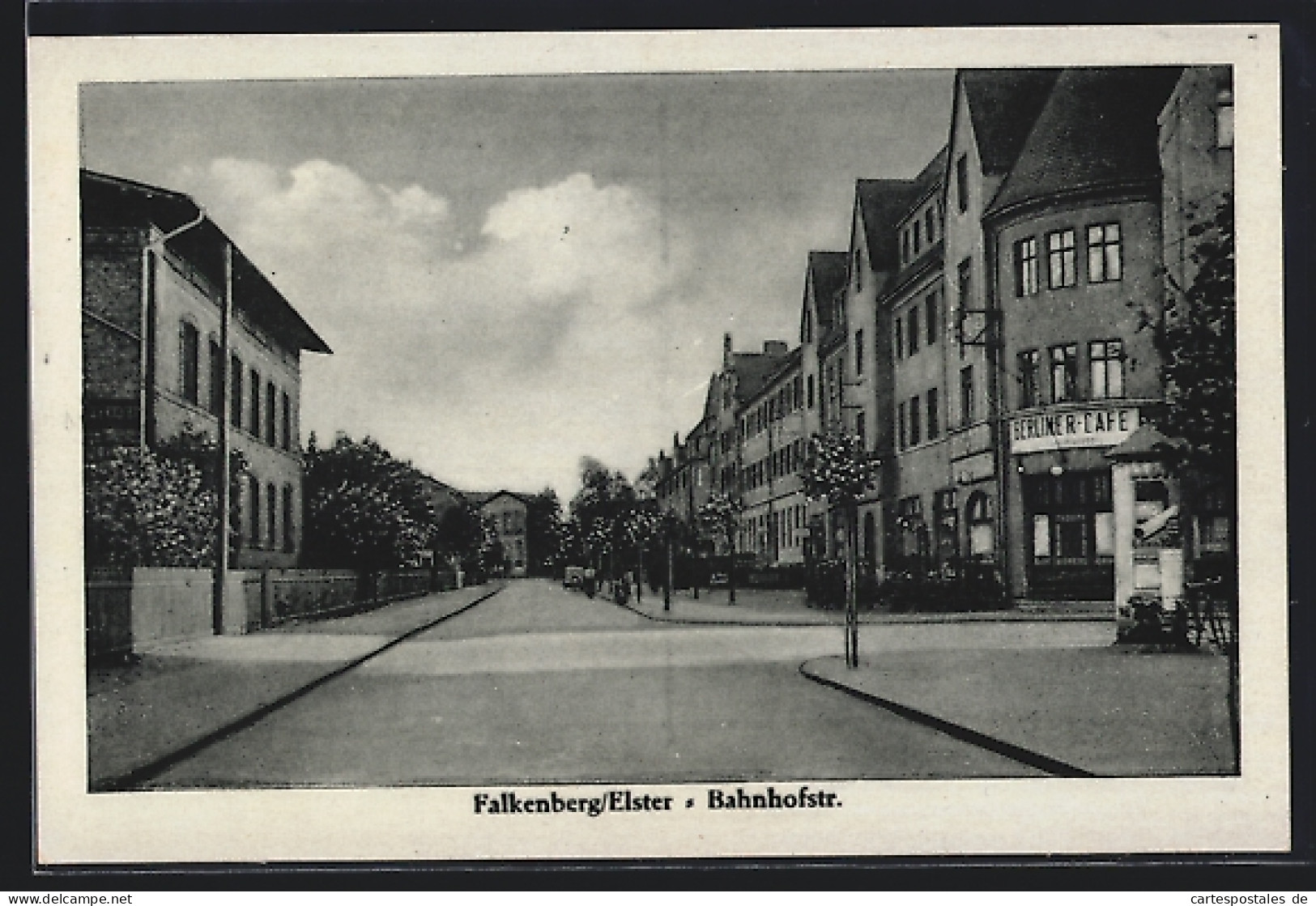 AK Falkenberg / Elster, Bahnhofstrasse Mit Berliner Cafe  - Falkenberg