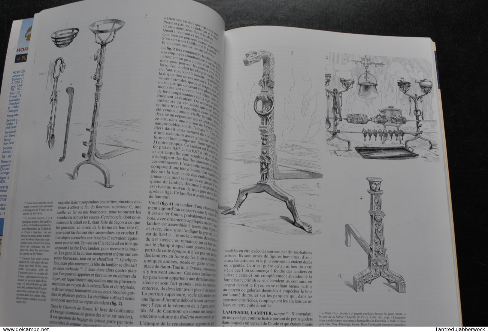 Hors Série N°5 Moyen Age Dictionnaire Du Mobilier Médiéval Du XIè Au XVIè Siècle Eugène Viollet-le-Duc 270 Dessins Revue - Tijdschriften & Catalogi