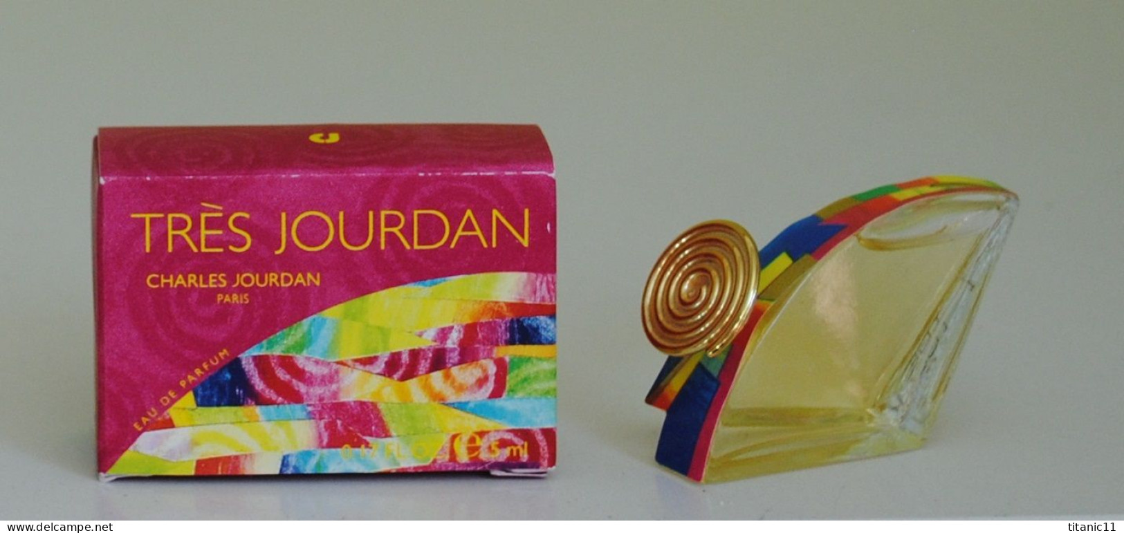 Miniature TRES JOURDAN De Charles Jourdan ( France ) - Miniatures Womens' Fragrances (in Box)