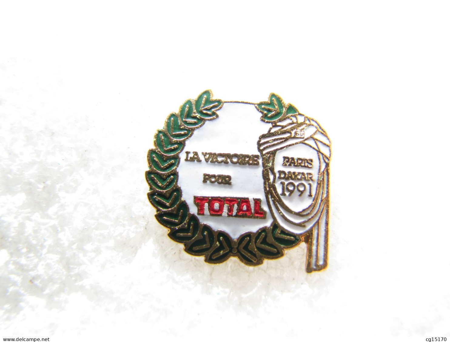 PIN'S    TOTAL    PARIS DAKAR  91  Email Grand Feu   ARCANE - Carburanti