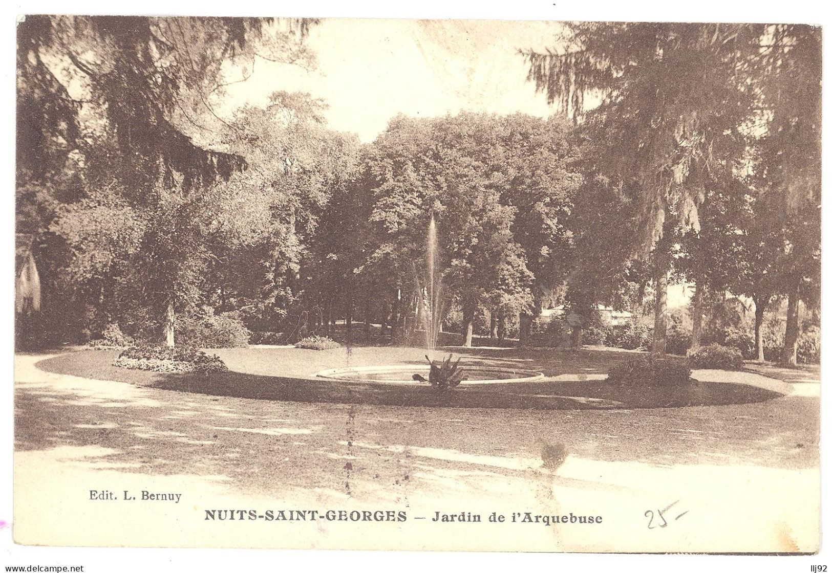 CPA 21 - NUITS SAINT GEORGES (Côte D'Or) - Jardin De L'Arquebuse - Nuits Saint Georges