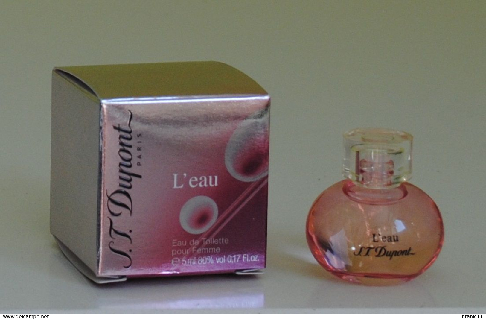 Miniature L'EAU POUR FEMME De S.T. DUPONT ( France ) - Mignon Di Profumo Donna (con Box)