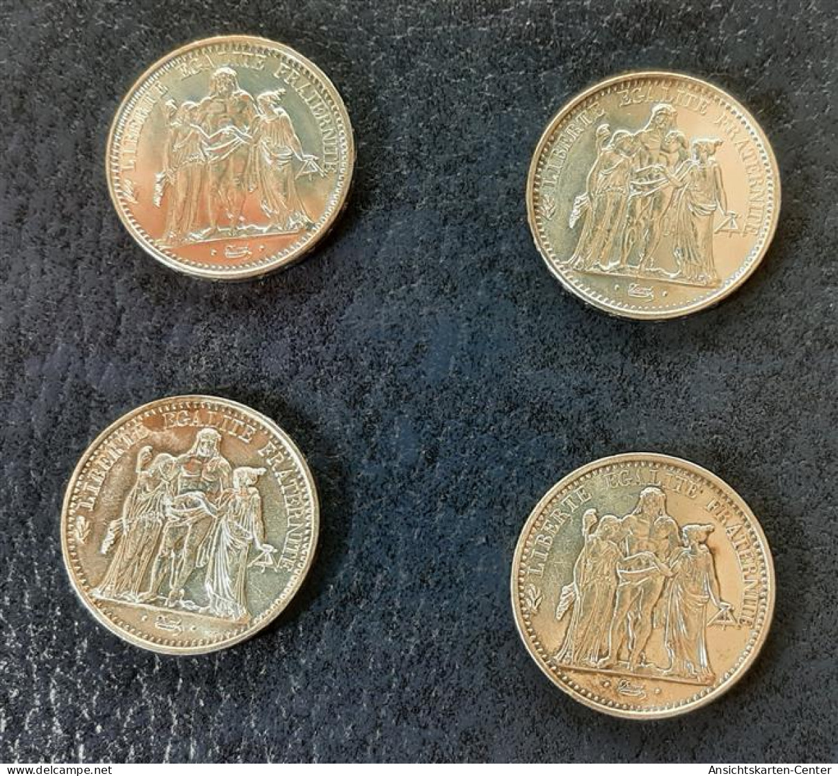 13707501 - Frankreich 4 X 10 Franc Div. Jahrgaenge Feinheit 900/1000 Silber Feingewicht Gesamt 90 G - Coins (pictures)