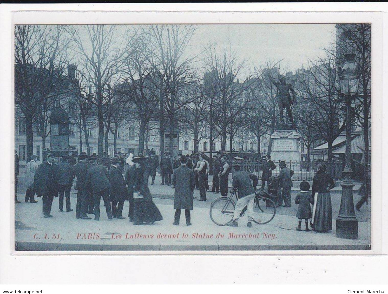 PARIS 14ème Arrondissement : Les Lutteurs Devant La Statue Du Maréchal Ney - Très Bon état - Arrondissement: 14