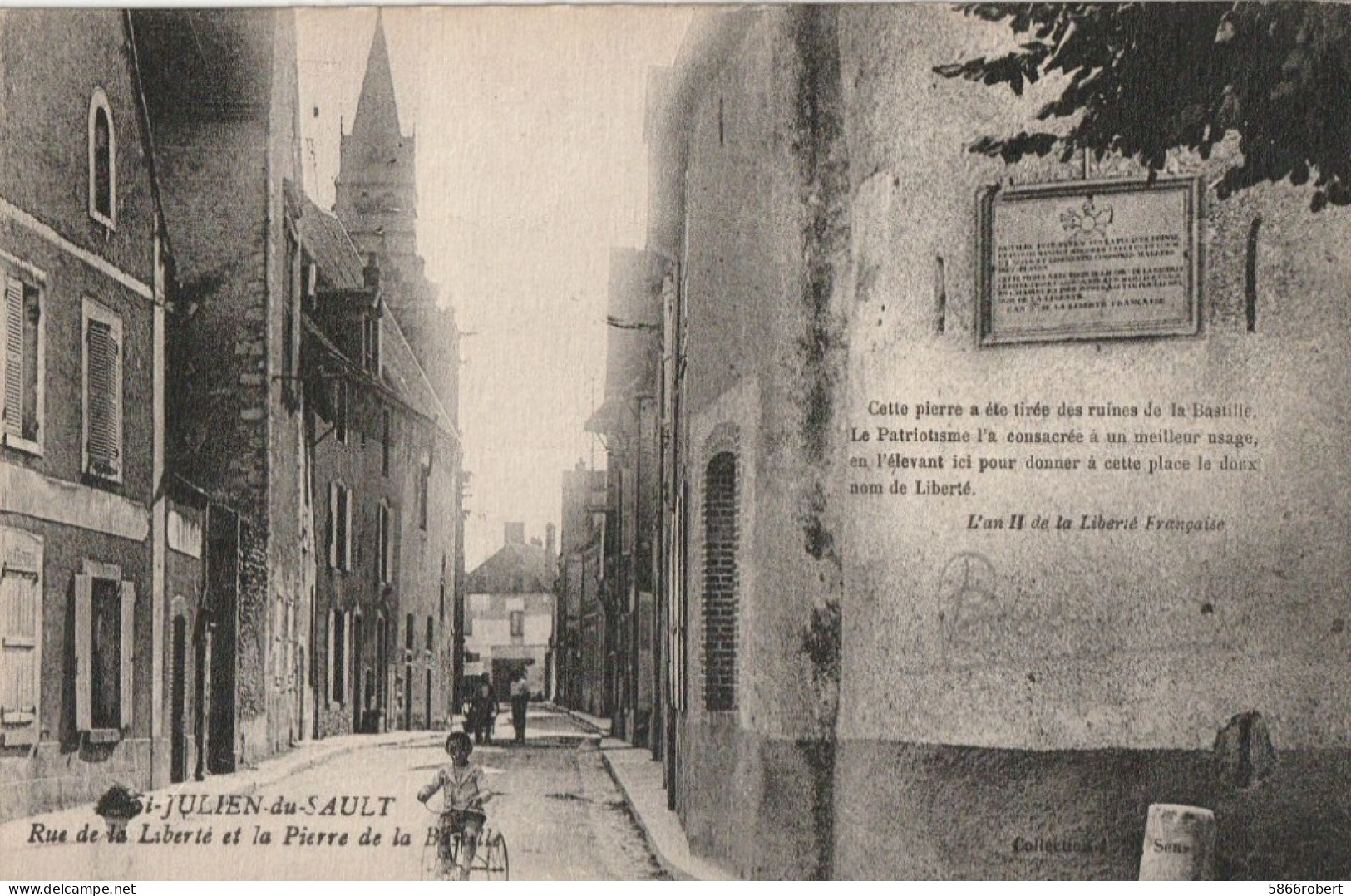 CARTE POSTALE ORIGINALE ANCIENNE : SAINT JULIEN DU SAULT RUE ET PIERRE DE LA LIBERTE ANIMEE YONNE (89) - Saint Julien Du Sault