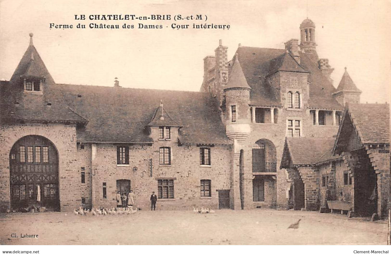 LE CHATELET EN BRIE - Ferme Du Château Des Dames - Cour Intérieure - Très Bon état - Le Chatelet En Brie