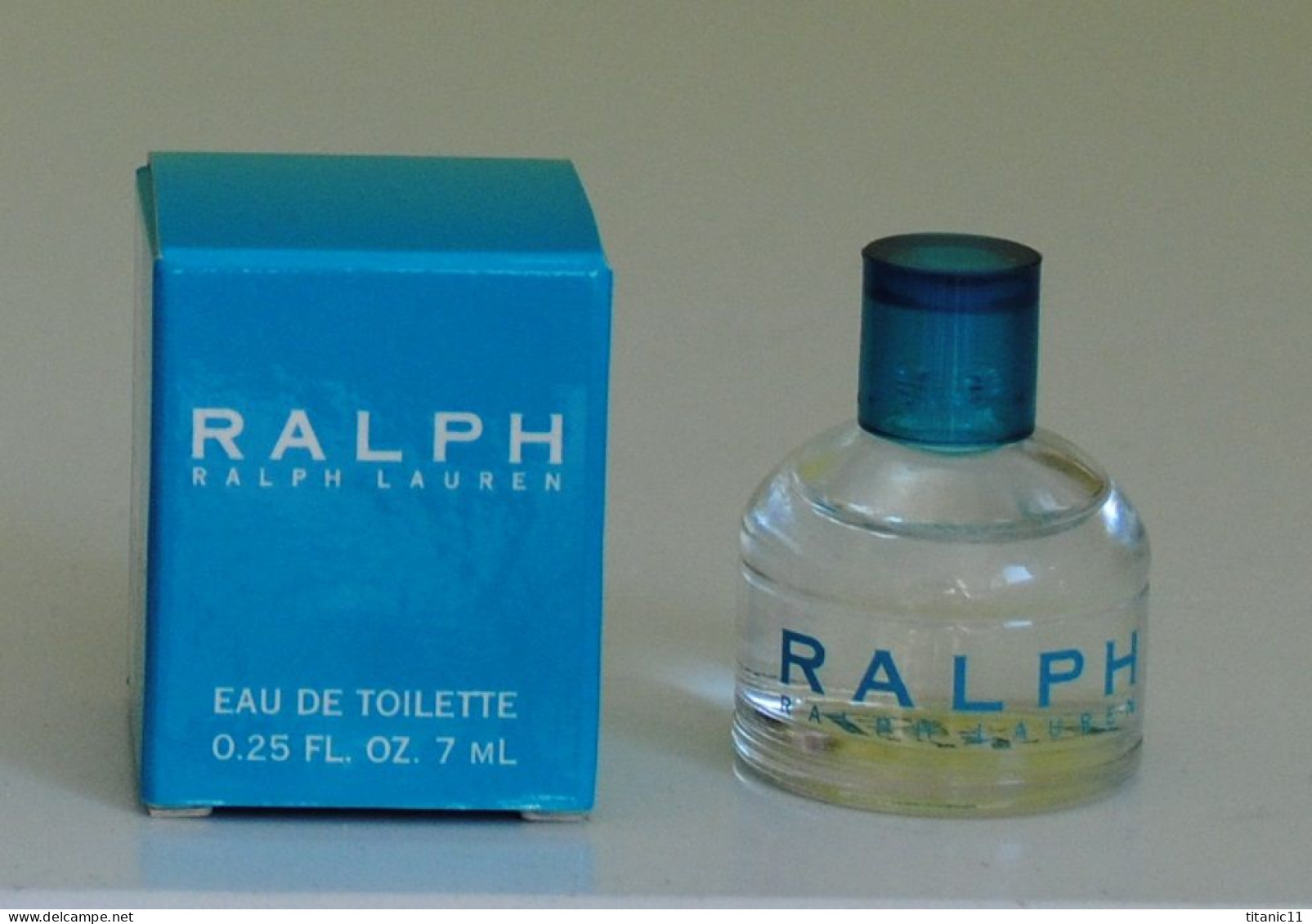 Miniature RALPH De Ralph Lauren ( Etats-Unis ) - Miniatures Femmes (avec Boite)