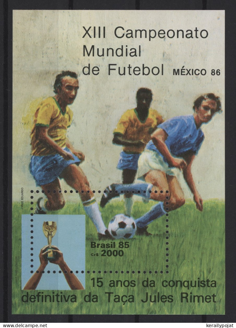 Brazil - 1985 Soccer World Cup Block MNH__(TH-27803) - Blocks & Kleinbögen