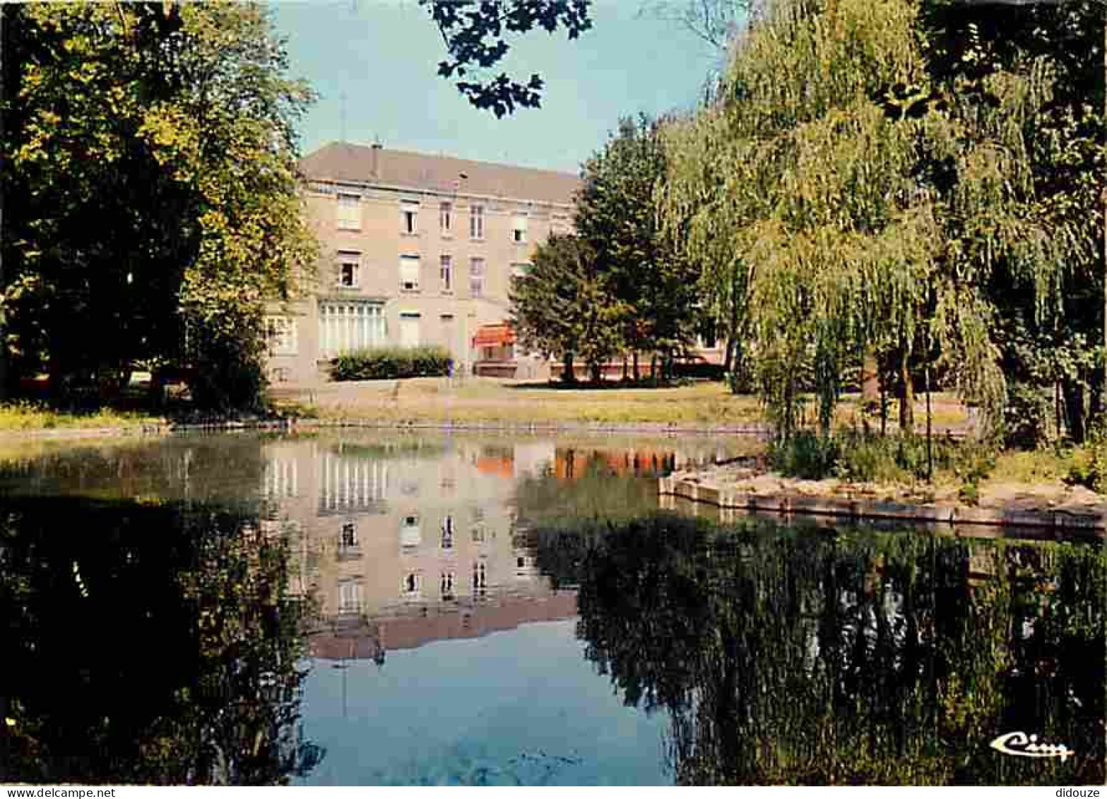 59 - Saint Amand Les Eaux - L'Etablissement Thermal - CPM - Voir Scans Recto-Verso - Saint Amand Les Eaux