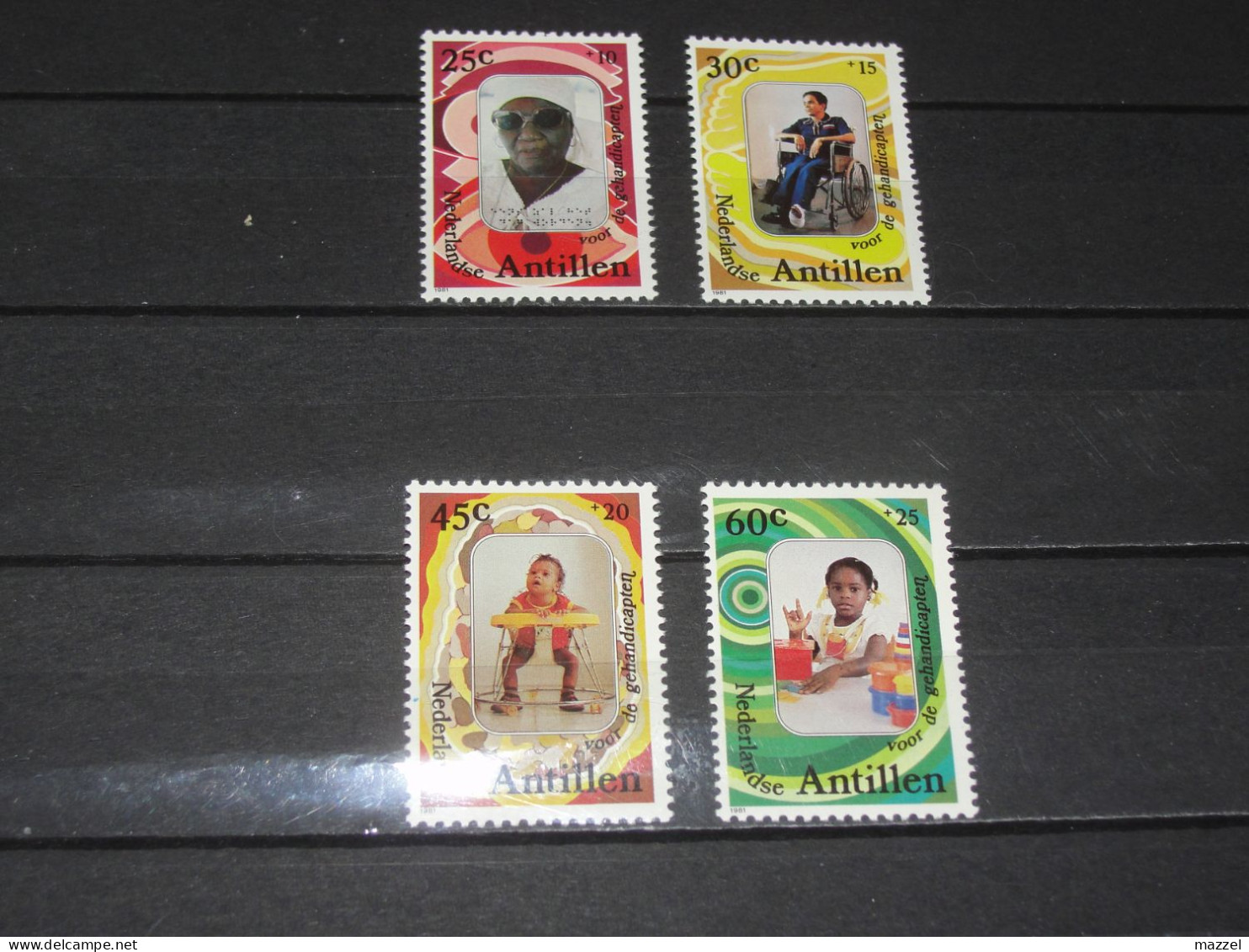 ANTILLEN SERIE  681-684   POSTRIS ( MNH) - Curaçao, Antille Olandesi, Aruba