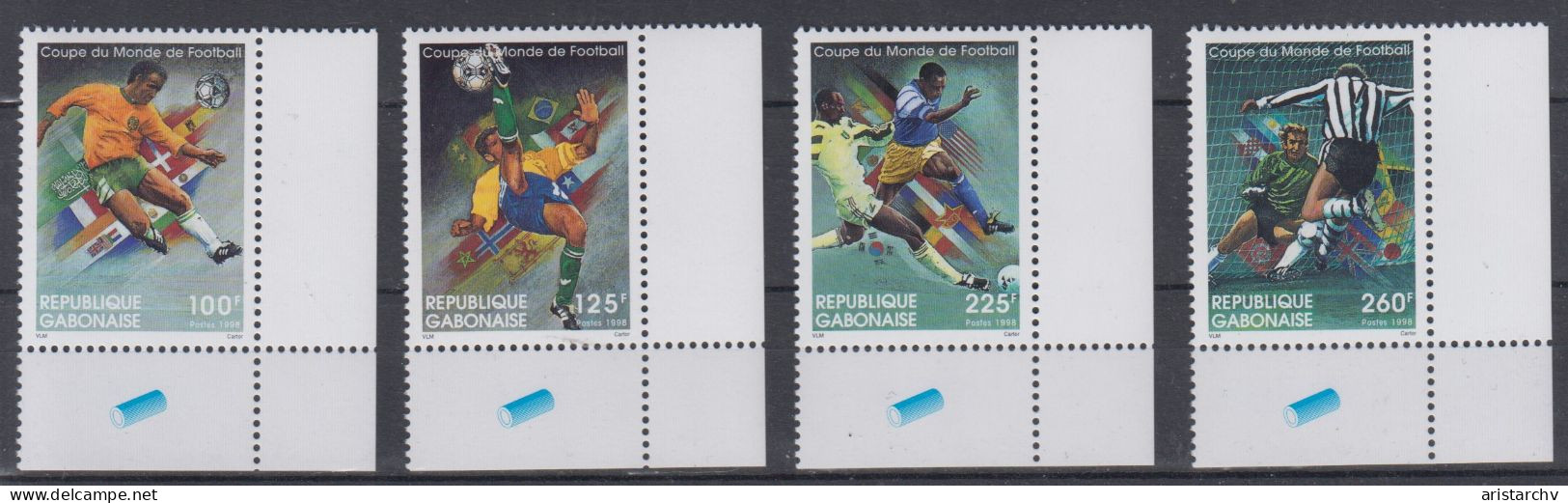 GABON 1998 FOOTBALL WORLD CUP S/SHEET AND 4 STAMPS - 1998 – France