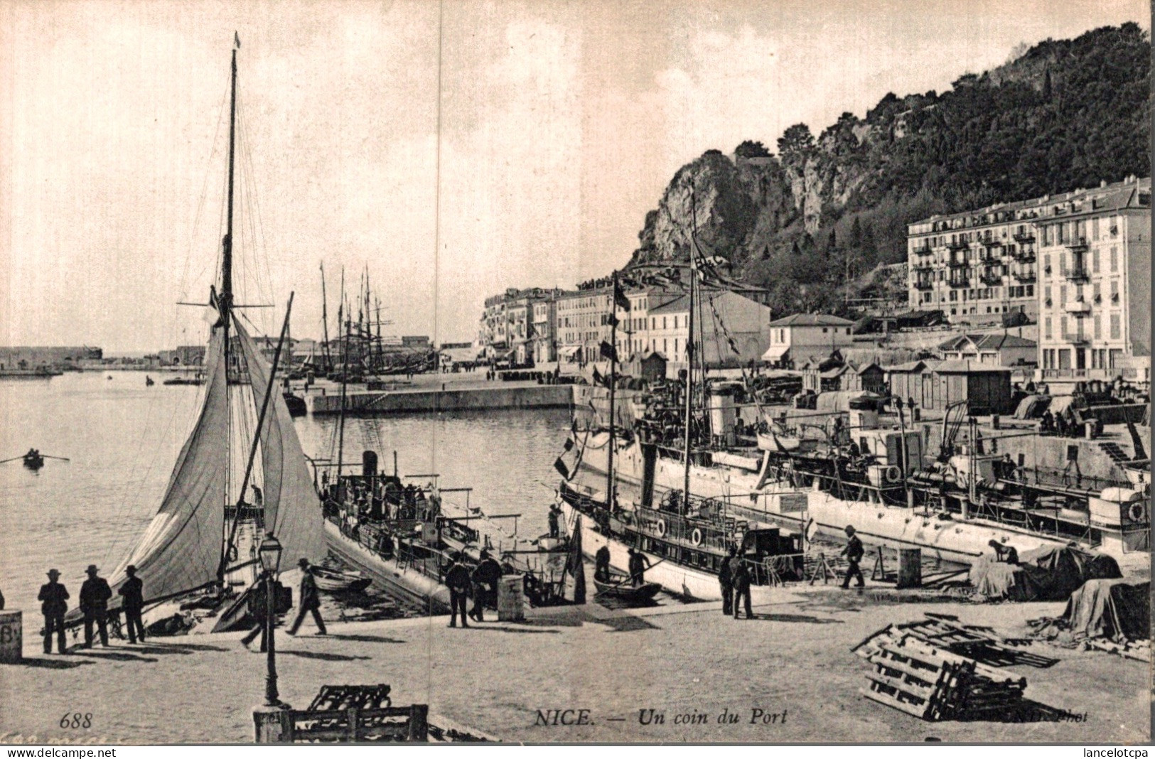 06 - NICE / UN COIN DU PORT - Transport (sea) - Harbour