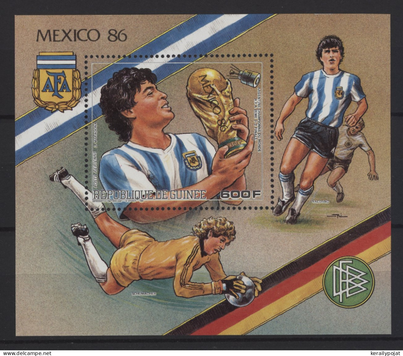 Guinea - 1986 Soccer World Cup Block MNH__(TH-27791) - Guinea (1958-...)