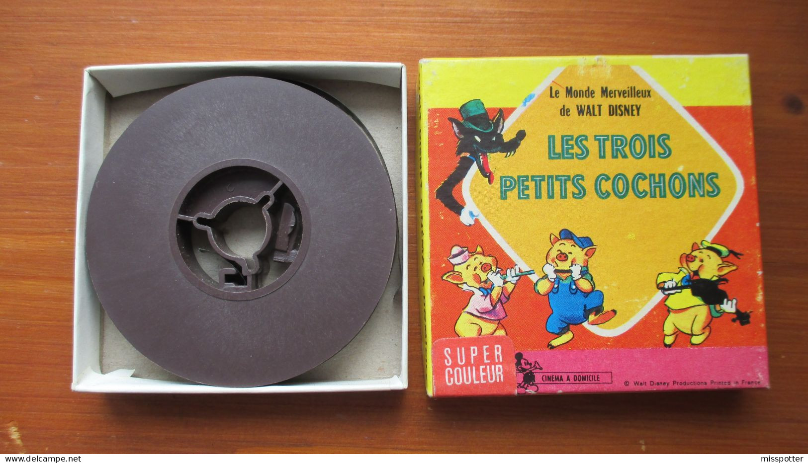 Film Super 8 SUPER COULEUR WALT DISNEY Cinéma à Domicile "LES TROIS PETITS COCHONS" - Andere Formaten